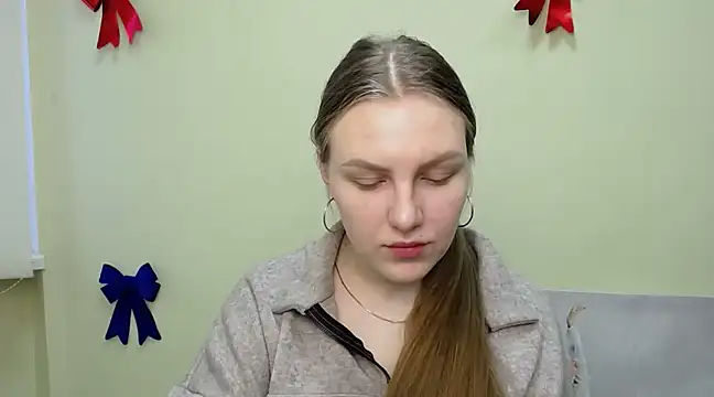 Snapshot of _AlMamiyy_ chatting on March 16, 10:33 am AlMamiyy online show from March 16, 10:33 am