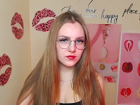 Snapshot of _AlMamiyy_ chatting on September 10, 12:16 pm AlMamiyy online show from September 10, 12:16 pm