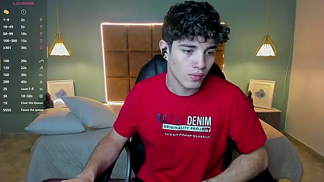 AlejooTwink online show from October 3, 12:40 am