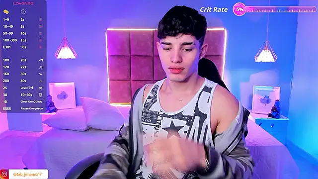 AlejooTwink online show from February 19, 2:18 am