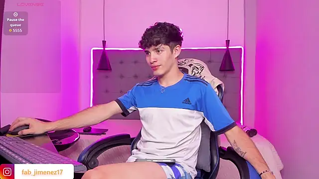 AlejooTwink online show from April 12, 1:49 pm