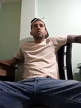 Snapshot of maxXximo777 chatting on January 26, 2:45 am maxXximo777 online show from January 26, 2:45 am