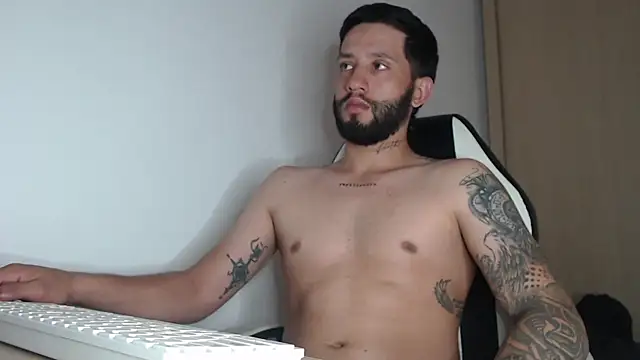 Snapshot of maxXximo777 chatting on March 19, 12:59 am maxXximo777 online show from March 19, 12:59 am