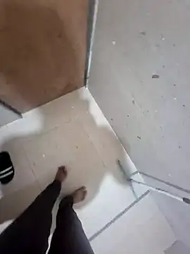 vivanpraj999 online show from February 4, 8:17 pm