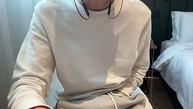 kimkim123123 online show from February 10, 7:15 am