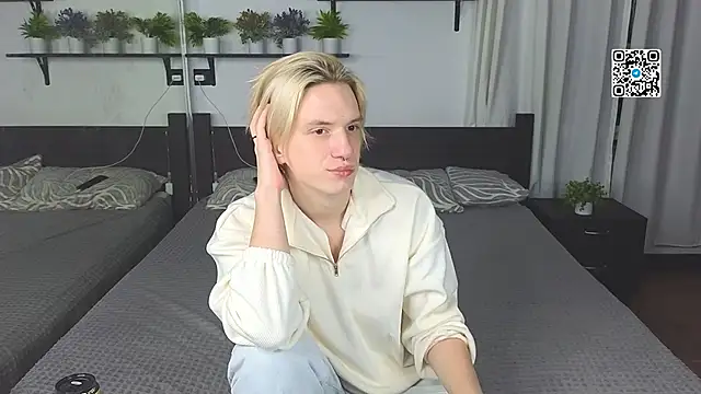 Snapshot of Ron_Vils chatting on November 26, 10:05 am Ron Vils online show from November 26, 10:05 am