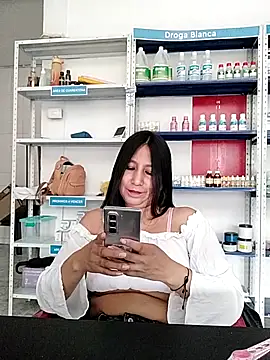 Snapshot of Megan_jennerr chatting on February 18, 2:06 pm Megan jennerr online show from February 18, 2:06 pm