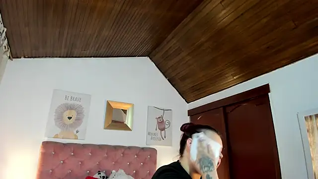 CelessteRedds online show from April 20, 12:08 pm