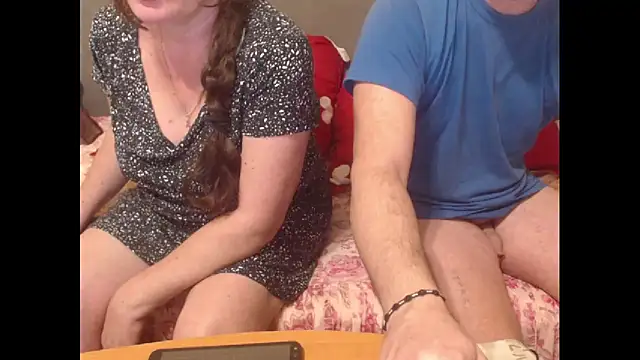 Snapshot of sweetcouplesweets chatting on February 1, 12:58 pm sweetcouplesweets online show from February 1, 12:58 pm