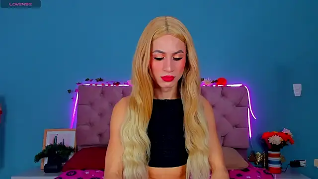 Ladanny  online show from December 21, 1:42 pm