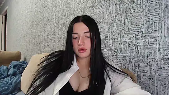 Snapshot of Liana_diva chatting on June 3, 5:40 pm Liana diva online show from June 3, 5:40 pm