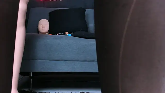 DelaneyStone online show from January 18, 1:29 pm