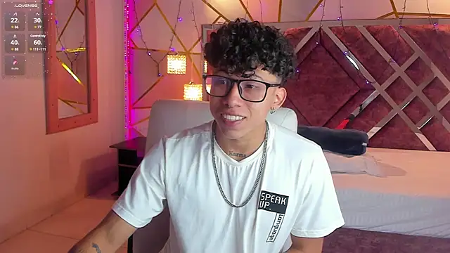 AkazaBoy  online show from January 7, 4:08 am