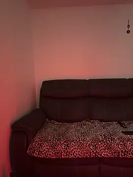 Snapshot of famous_indian_girl chatting on November 1, 5:31 am famous indian girl online show from November 1, 5:31 am