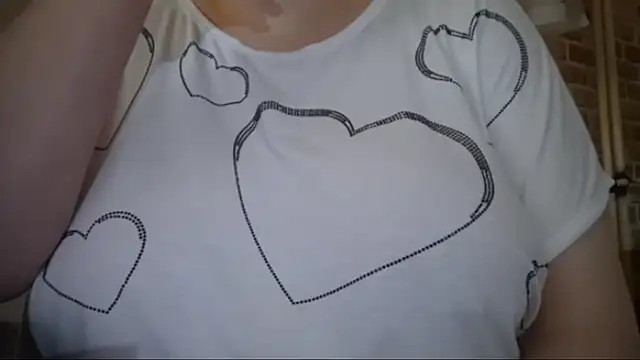 AalinnaK online show from January 15, 12:21 pm