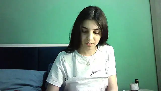 Snapshot of Ahotkittyxxx chatting on January 14, 4:50 pm Ahotkittyxxx online show from January 14, 4:50 pm