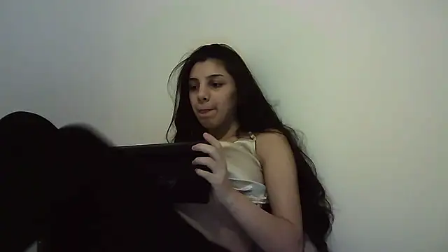 Snapshot of Ahotkittyxxx chatting on November 12, 7:46 pm Ahotkittyxxx online show from November 12, 7:46 pm