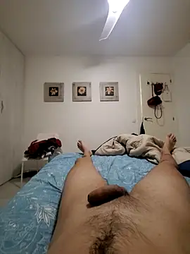 Snapshot of omarito100 chatting on September 21, 10:55 pm omarito100 online show from September 21, 10:55 pm