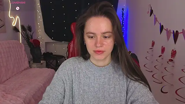 Emillias online show from February 18, 7:59 am