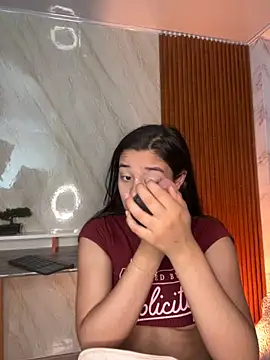 Snapshot of floriamANDjazmin chatting on September 10, 3:28 am floriamANDjazmin online show from September 10, 3:28 am