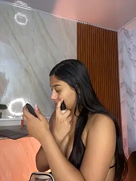 Snapshot of floriamANDjazmin chatting on November 17, 7:08 pm floriamANDjazmin online show from November 17, 7:08 pm