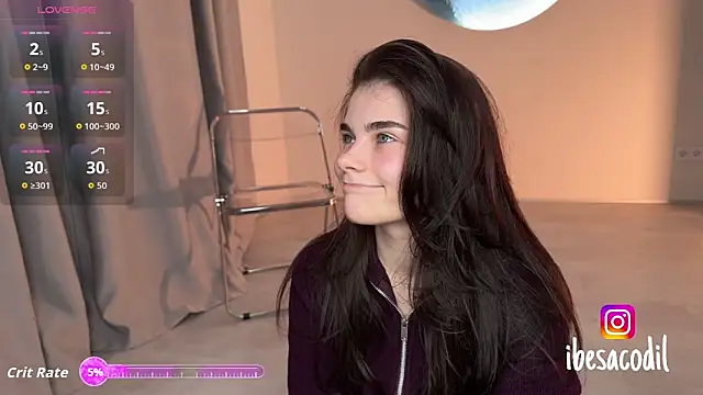 adriana allien online show from April 4, 8:39 pm