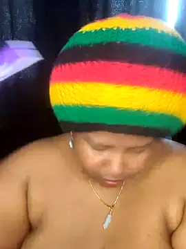 Snapshot of Leidy_quin chatting on February 16, 9:16 pm Leidy quin online show from February 16, 9:16 pm