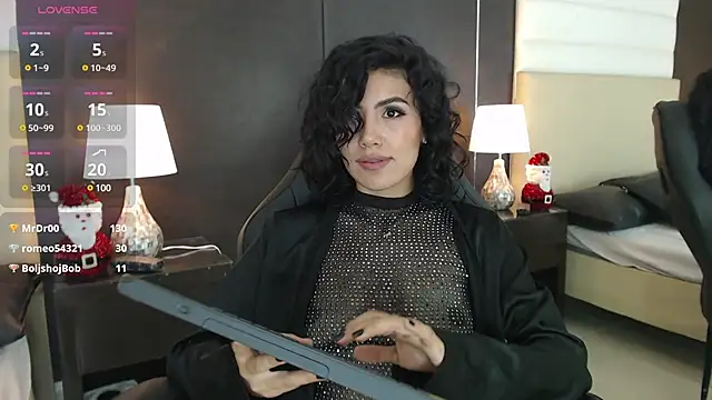 LeeThompson  online show from December 18, 6:03 pm