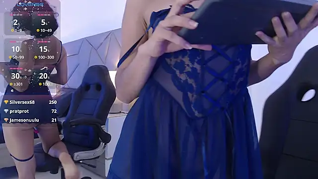 LeeThompson  online show from January 13, 3:04 pm