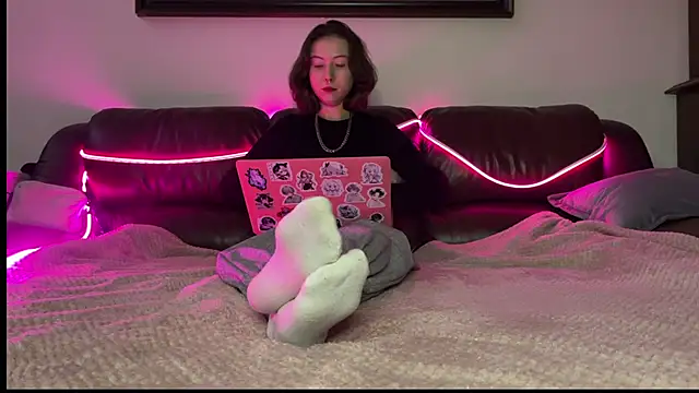 Snapshot of misswishh_ chatting on February 24, 6:58 pm misswishh online show from February 24, 6:58 pm