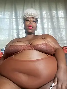 Snapshot of BustyWendyXXX47 chatting on November 19, 9:09 am BustyWendyXXX47 online show from November 19, 9:09 am