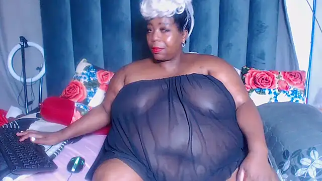 Snapshot of BustyWendyXXX47 chatting on November 30, 4:11 pm BustyWendyXXX47 online show from November 30, 4:11 pm