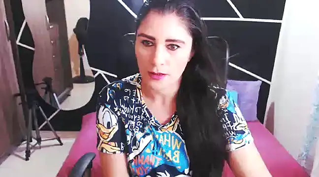 LUCY LI online show from January 22, 5:59 pm