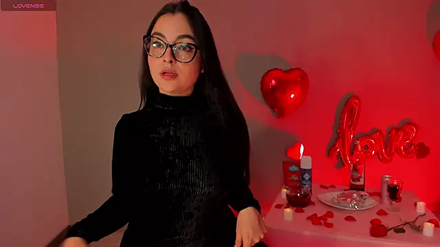 Snapshot of AllisonRogersX chatting on February 15, 5:09 am AllisonRogersX online show from February 15, 5:09 am