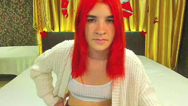 Snapshot of _Polly_Love_ chatting on December 21, 7:03 am Polly Love online show from December 21, 7:03 am