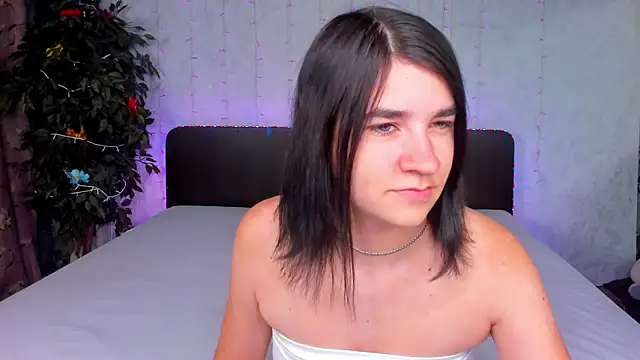 Snapshot of _Polly_Love_ chatting on September 17, 6:04 am Polly Love online show from September 17, 6:04 am