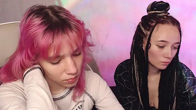 Robin yourss online show from November 17, 10:21 am