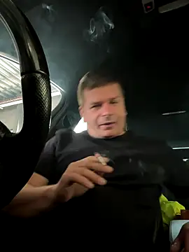 Snapshot of Dan_NFS chatting on September 29, 1:49 pm Dan NFS online show from September 29, 1:49 pm