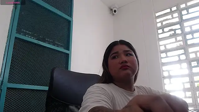 Snapshot of Gabycutee chatting on September 21, 8:21 pm Gabycutee online show from September 21, 8:21 pm