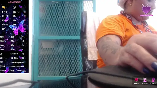 Snapshot of Gabycutee chatting on October 9, 8:40 pm Gabycutee online show from October 9, 8:40 pm