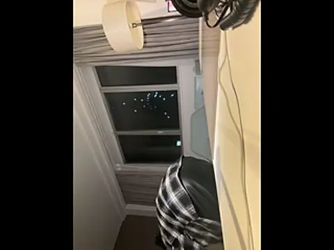 Snapshot of Abby_bella09 chatting on November 9, 11:03 pm Abby bella09 online show from November 9, 11:03 pm