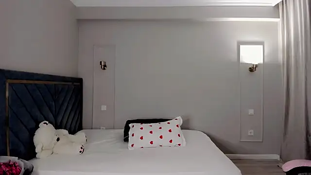 Snapshot of oxxx_me chatting on November 4, 7:51 am oxxx me online show from November 4, 7:51 am