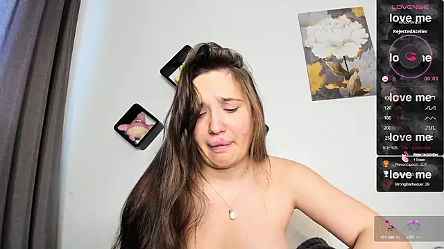 Snapshot of Holly_Molii chatting on March 5, 9:27 am Holly Molii online show from March 5, 9:27 am