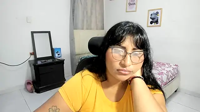 Snapshot of nikol_sexy39 chatting on September 12, 5:02 pm nikol sexy39 online show from September 12, 5:02 pm