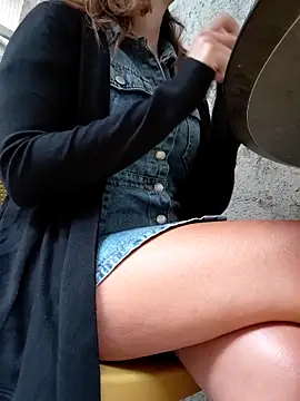 Alexvit2616 online show from October 15, 8:36 am