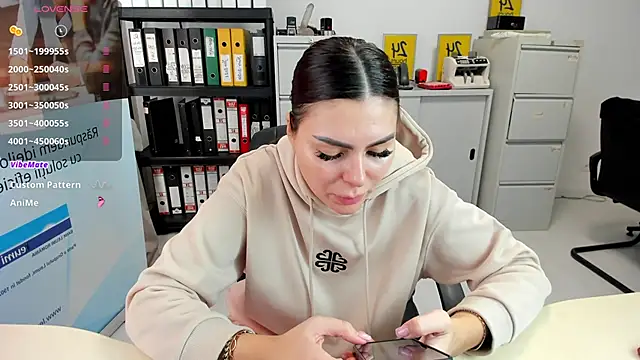 kilenyapatrice online show from January 8, 12:26 pm