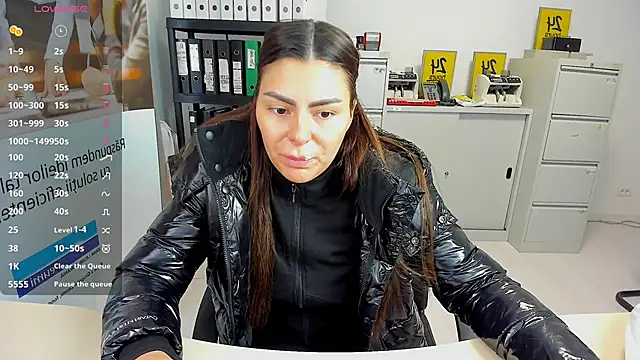 kilenyapatrice online show from February 27, 1:07 pm