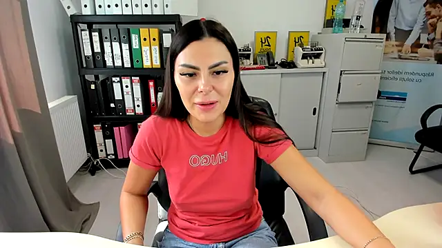 kilenyapatrice online show from September 15, 10:48 am