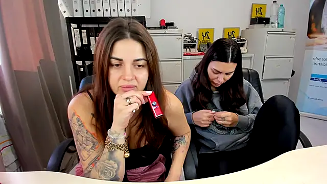 kilenyapatrice online show from October 20, 1:22 pm