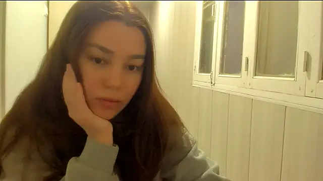 Snapshot of LunaXmii chatting on November 15, 1:36 am LunaXmii online show from November 15, 1:36 am